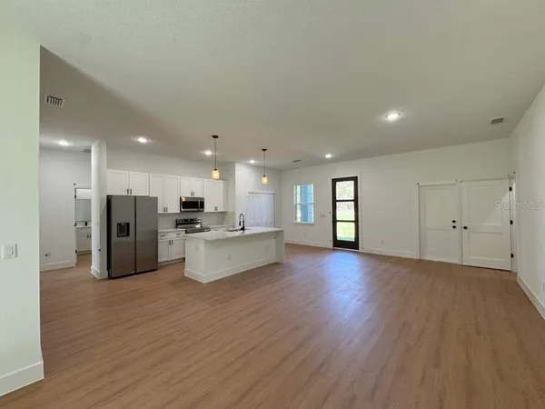 $1,950 | 16090 Southwest 35th Court Road, Ocala, FL 34473