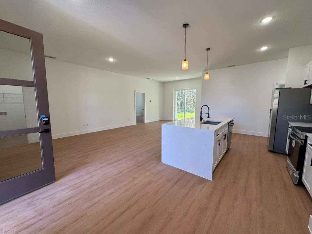 16090 Southwest 35th Court Road Ocala, FL 34473 - Photo 8 of 33