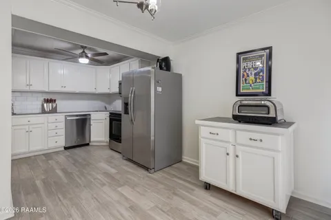 $156,000 | 110 West Bayou Parkway, Unit 302, Lafayette, LA 70503