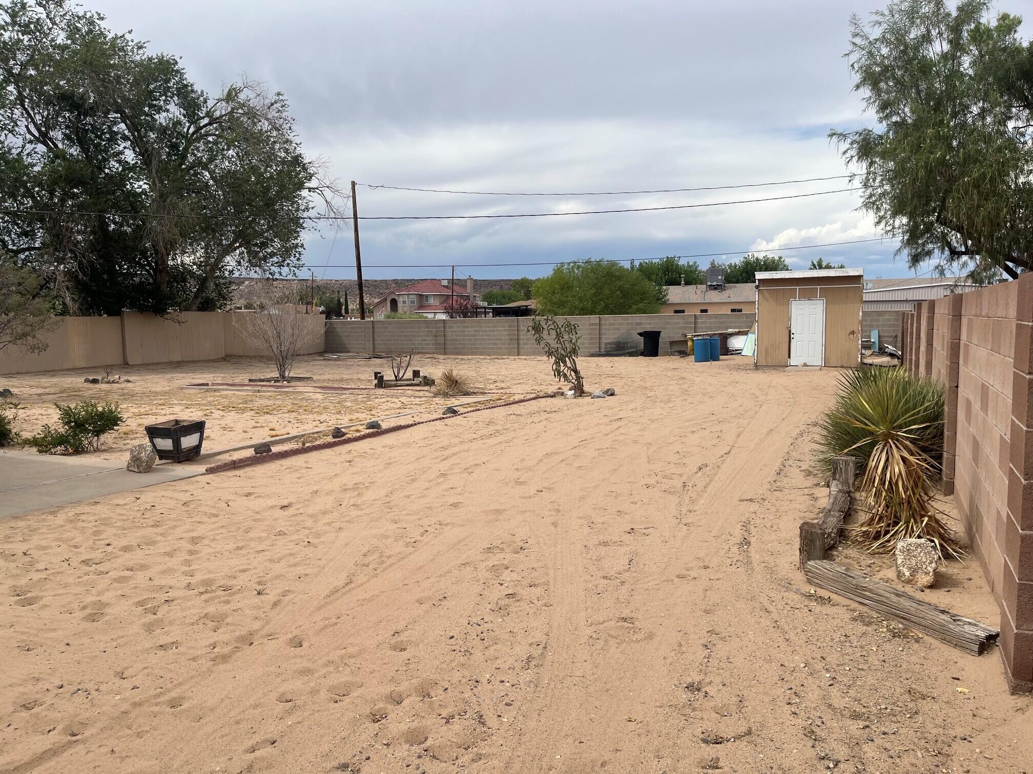 6329 Wayne Road Northwest Albuquerque, NM 87120 - Photo 13 of 17 Gallery Image 13