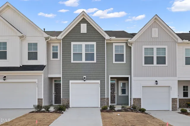 $1,650 | 437 Venetian Drive, Sanford, NC 27330