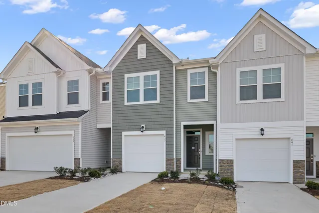 $1,650 | 437 Venetian Drive, Sanford, NC 27330