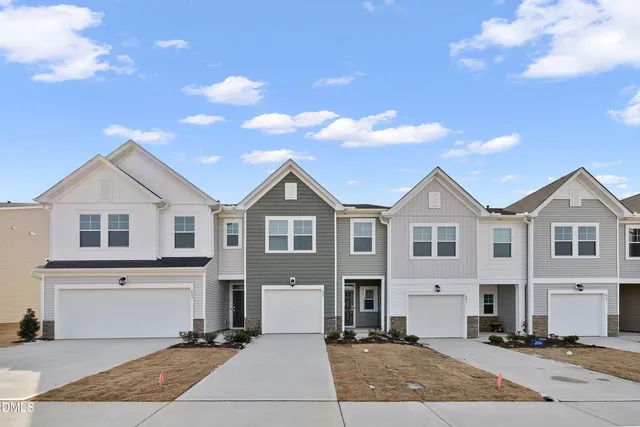 $1,650 | 437 Venetian Drive, Sanford, NC 27330