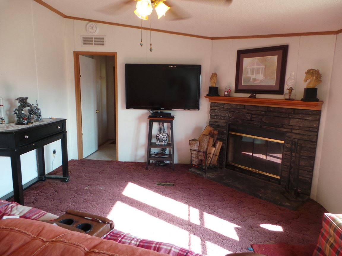 1527 South Rutherford Street Blacksburg, SC 29702 - Photo 6 of 25