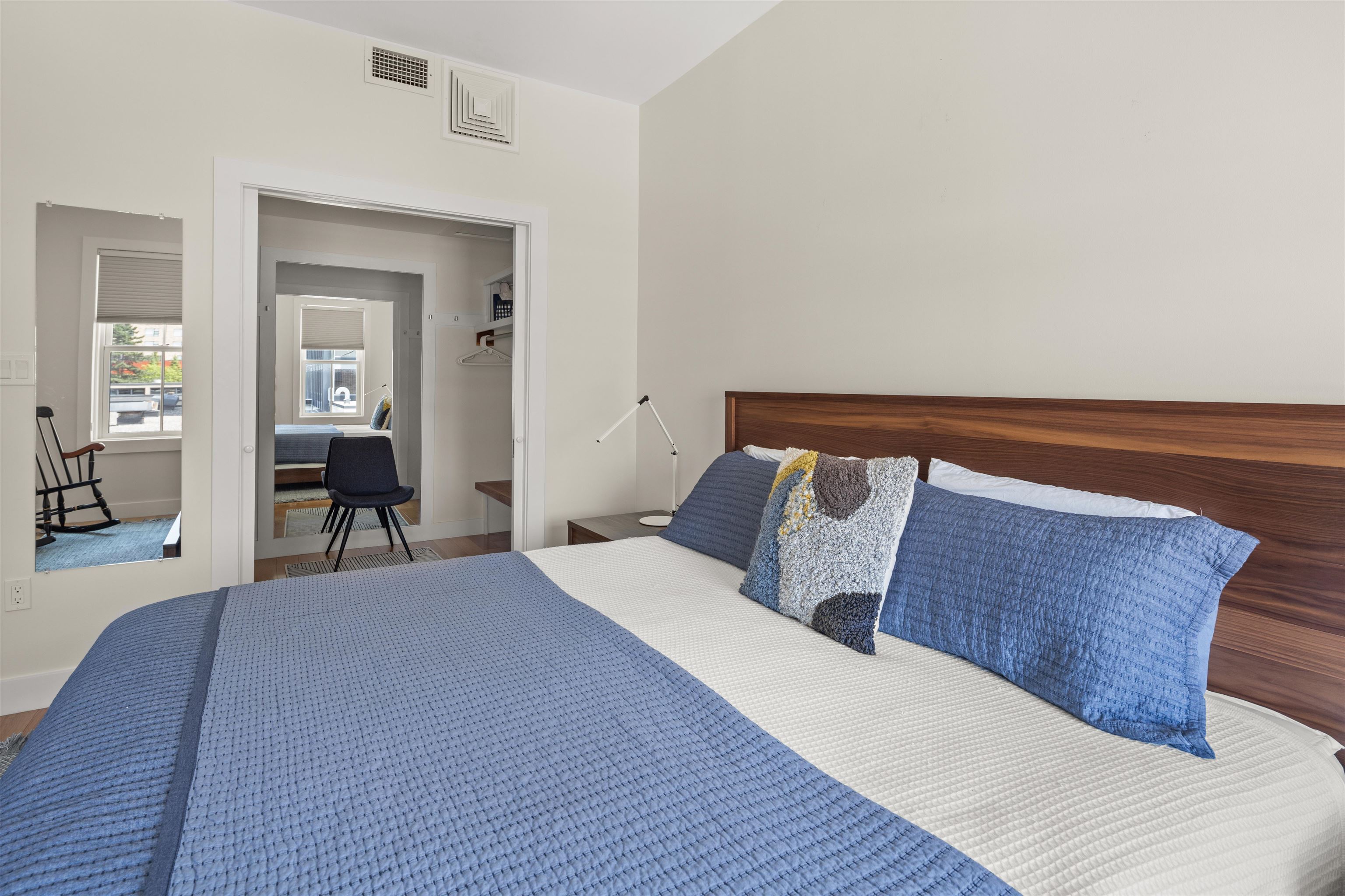 40 College Street, Unit 605 Burlington, VT 05401 - Photo 17 of 40