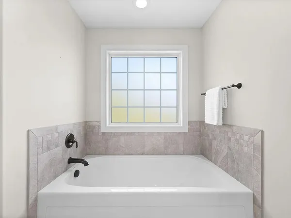 $2,495 | 709 Valencia Drive, Clarksville, TN 37043