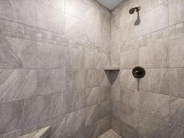 $2,495 | 709 Valencia Drive, Clarksville, TN 37043