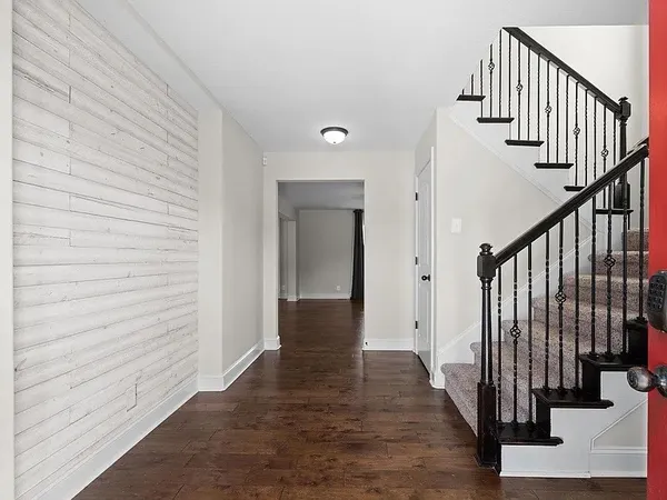 $2,495 | 709 Valencia Drive, Clarksville, TN 37043