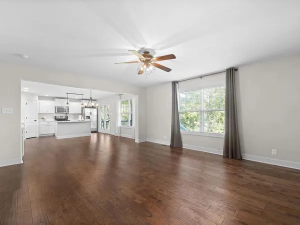 $2,495 | 709 Valencia Drive, Clarksville, TN 37043