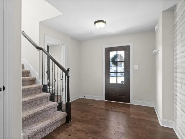 $2,495 | 709 Valencia Drive, Clarksville, TN 37043