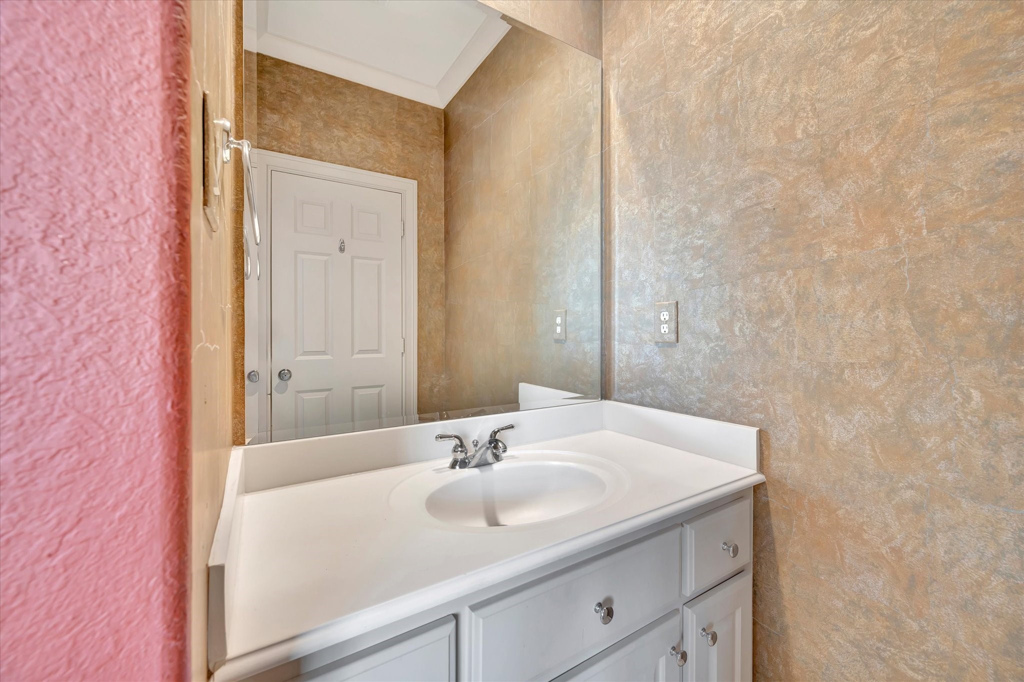 604 Harborside Way Kemah, TX 77565 - Photo 35 of 46