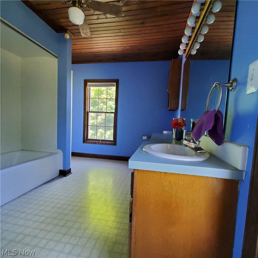 15374 Clinton Road Doylestown, OH 44230 - Photo 27 of 33