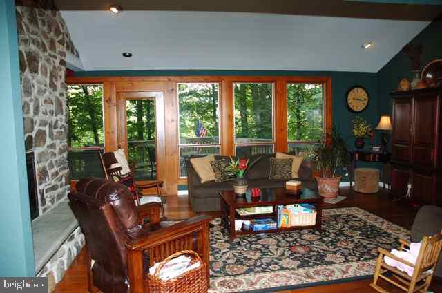 2280 Mockingbird Road Harrisburg, PA 17112 - Photo 4 of 9