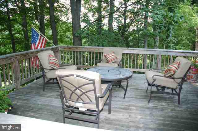 2280 Mockingbird Road Harrisburg, PA 17112 - Photo 7 of 9