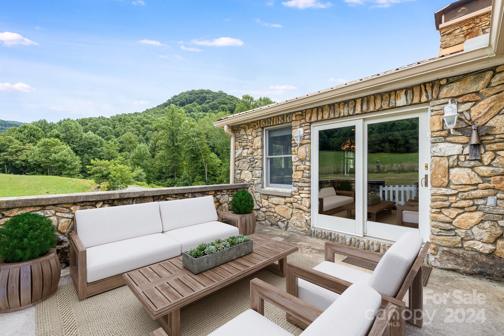 301 South Fork Road Marshall, NC 28753 - Photo 34 of 48 Gallery Image 34