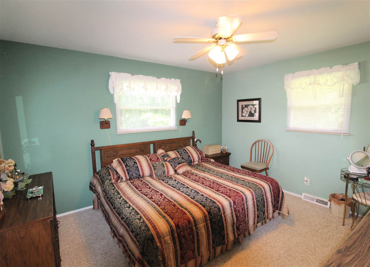 5210 North Jennings Road Flint, MI 48504 - Photo 14 of 23