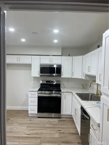 $795,000 | 9637 Via Rimini, Burbank, CA 91504