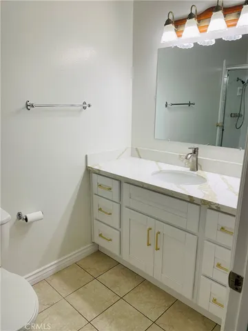 $795,000 | 9637 Via Rimini, Burbank, CA 91504