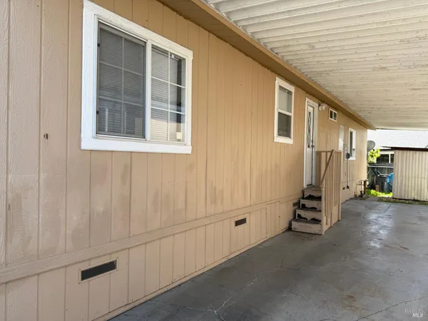 $124,900 | 220 Pear Lane, Santa Rosa, CA 95407