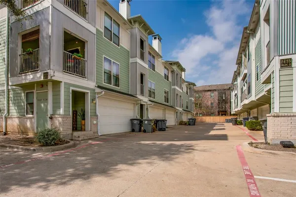 $2,400 | 2415 Stutz Drive, Unit C, Dallas, TX 75235