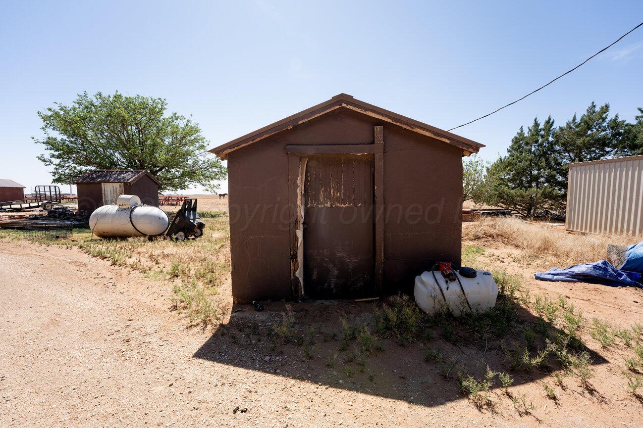 693 County Road 24 Muleshoe, TX 79347 - Photo 70 of 98 Shed