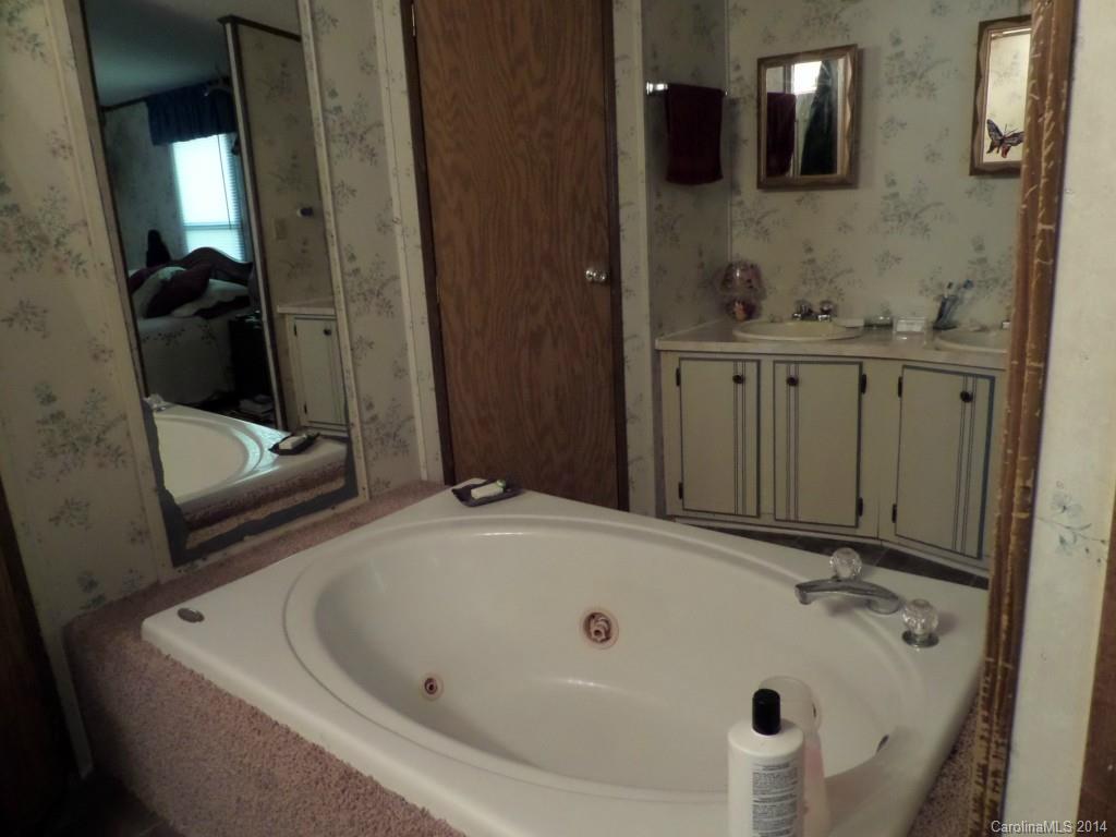 2701 Wallace Road Midland, NC 28107 - Photo 14 of 22 Gallery Image 14