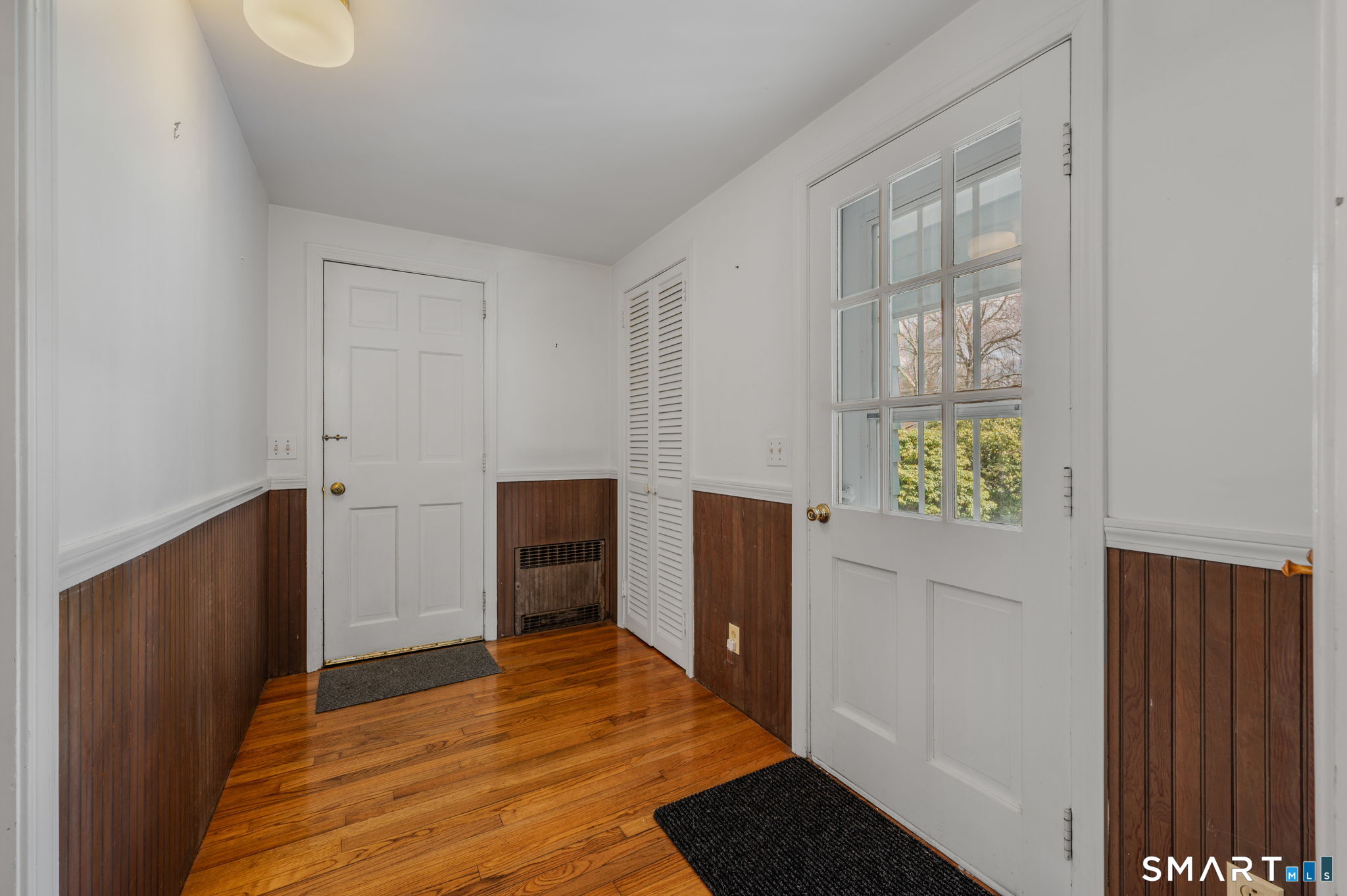 11 Heath Street Groton, CT 06355 - Photo 15 of 35