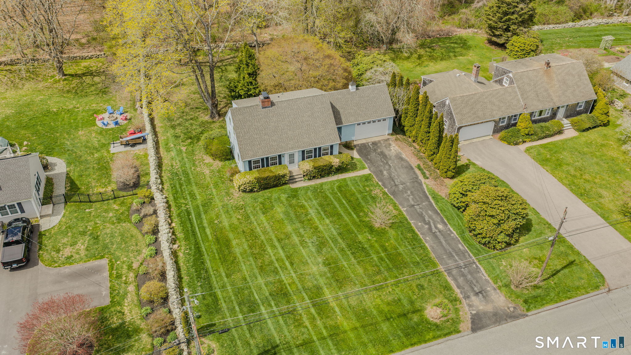 11 Heath Street Groton, CT 06355 - Photo 2 of 35