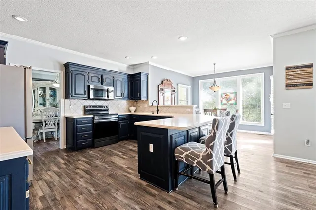 $520,000 | 22611 West 46th Terrace, Shawnee, KS 66226
