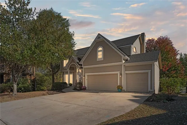 $520,000 | 22611 West 46th Terrace, Shawnee, KS 66226