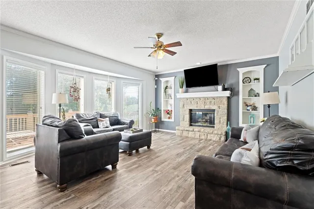 $520,000 | 22611 West 46th Terrace, Shawnee, KS 66226