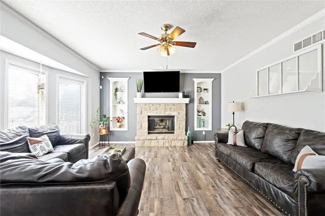 $520,000 | 22611 West 46th Terrace, Shawnee, KS 66226