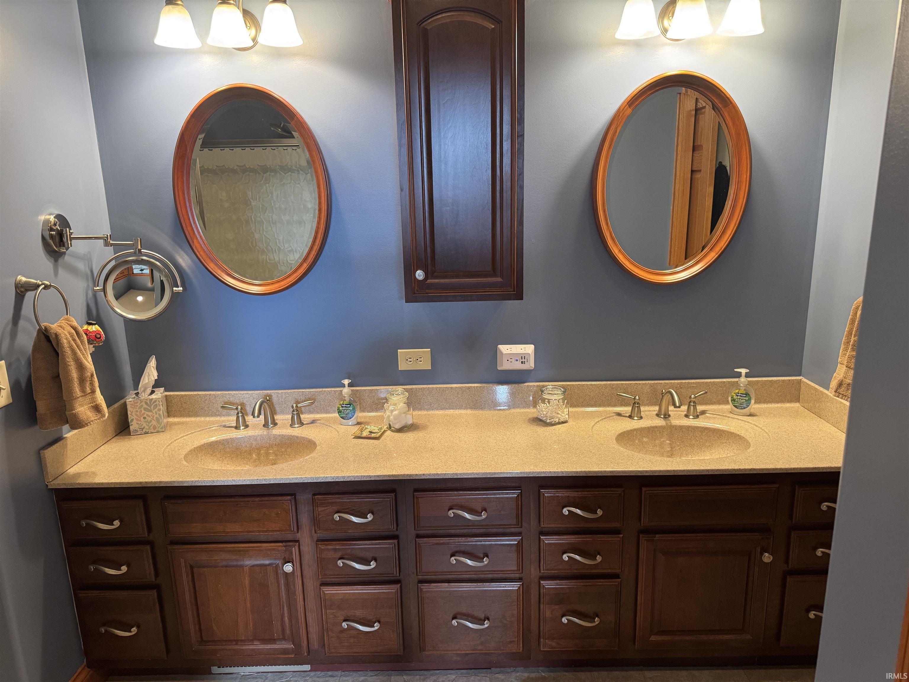 8169 Northwest Winchester Road Decatur, IN 46733 - Photo 4 of 35