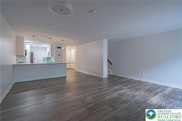 $2,690 | 77 West Broad Street, Unit 18, Bethlehem, PA 18018