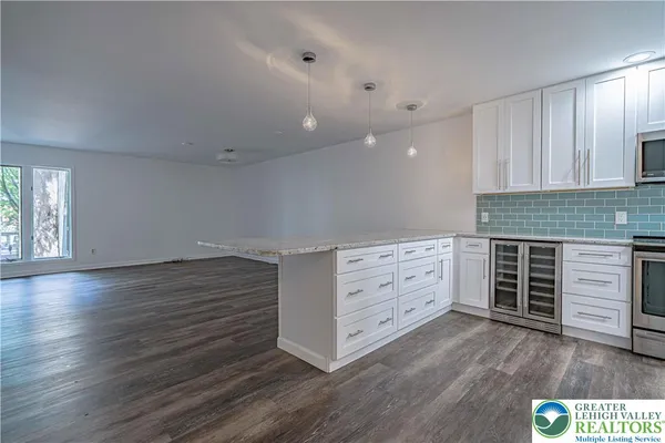 $2,690 | 77 West Broad Street, Unit 18, Bethlehem, PA 18018