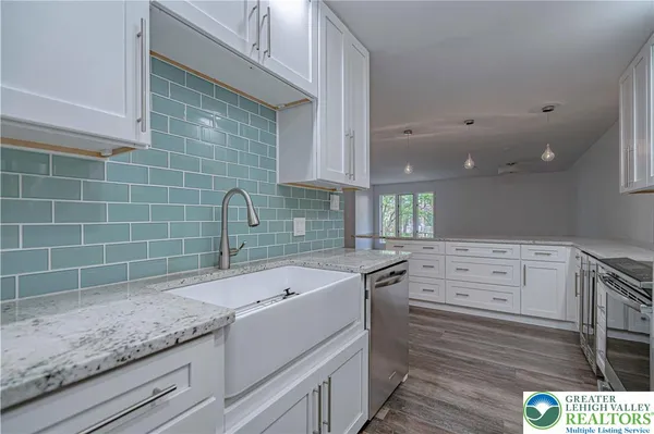 $2,690 | 77 West Broad Street, Unit 18, Bethlehem, PA 18018