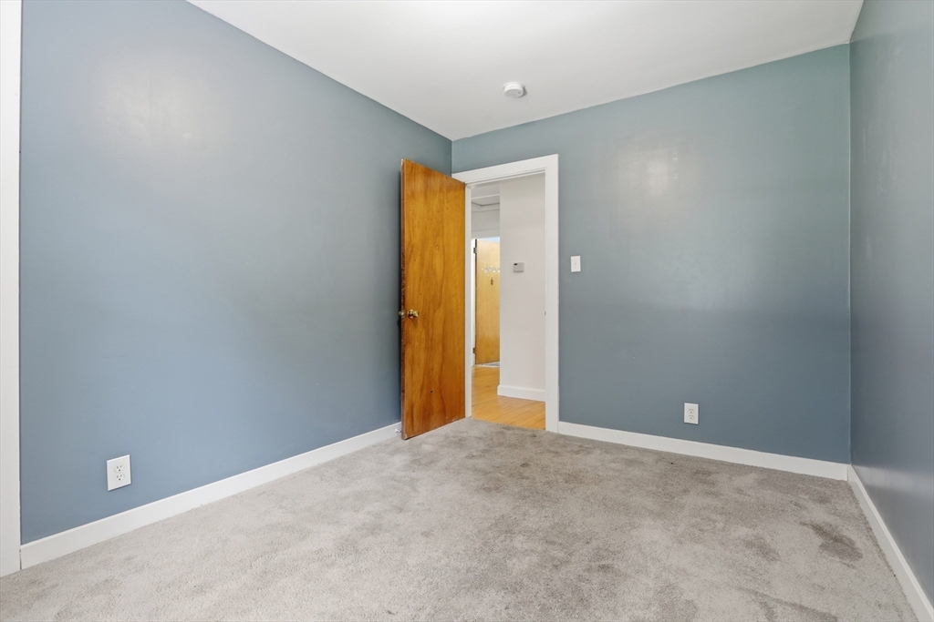 983 Rindge Road Fitchburg, MA 01420 - Photo 9 of 27 Gallery Image 9