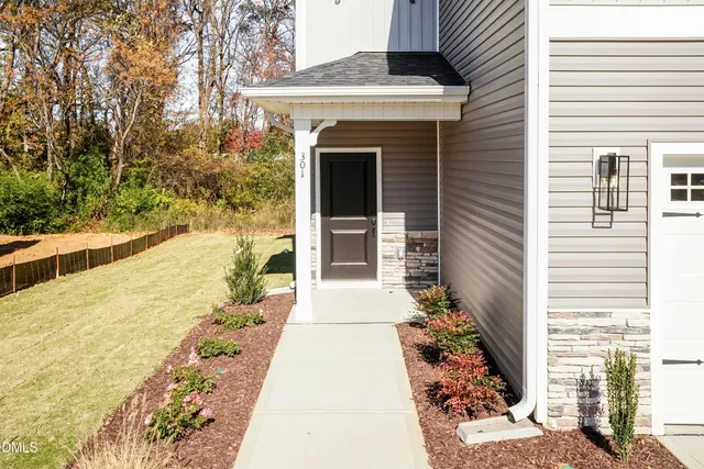 $328,550 | 333 New Twin Br Court, Smithfield, NC 27577