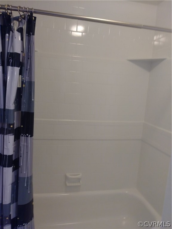 10054 Purcell Road Richmond, VA 23228 - Photo 12 of 18 Shower/tub just reglased new floor that connects t