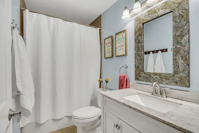 $470,000 | 6183 Old Farm Lane, Gurnee, IL 60031