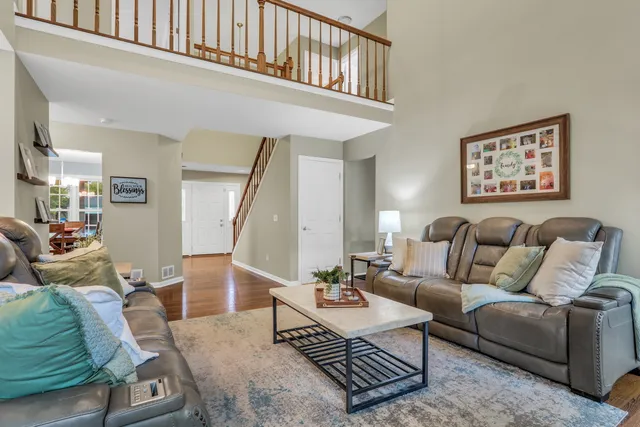 $470,000 | 6183 Old Farm Lane, Gurnee, IL 60031