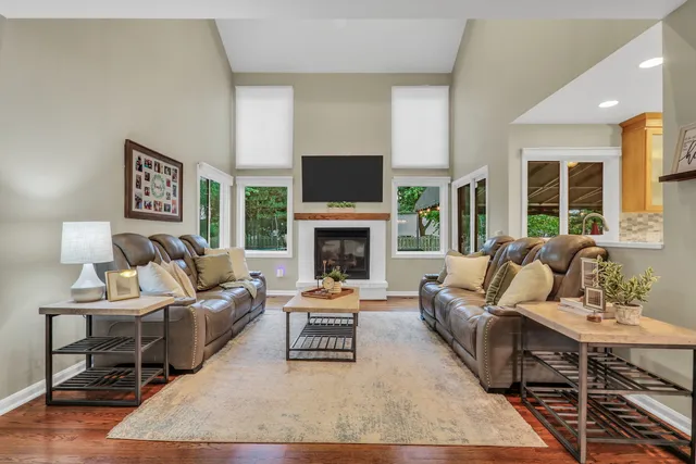 $470,000 | 6183 Old Farm Lane, Gurnee, IL 60031