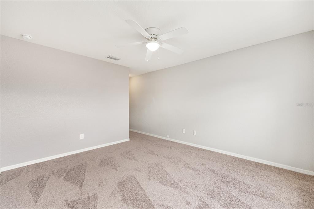 9074 Southeast 47th Court Road Ocala, FL 34480 - Photo 18 of 32