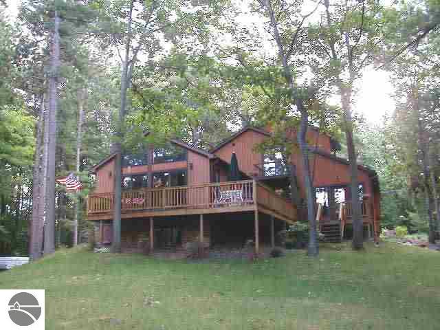 2850 Holiday Pines Road Traverse City, MI 49686 - Photo 3 of 8 1661682-2.JPG