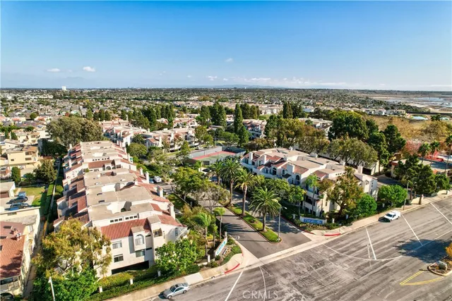 $730,000 | 5031-202 Dorado Drive, Huntington Beach, CA 92649