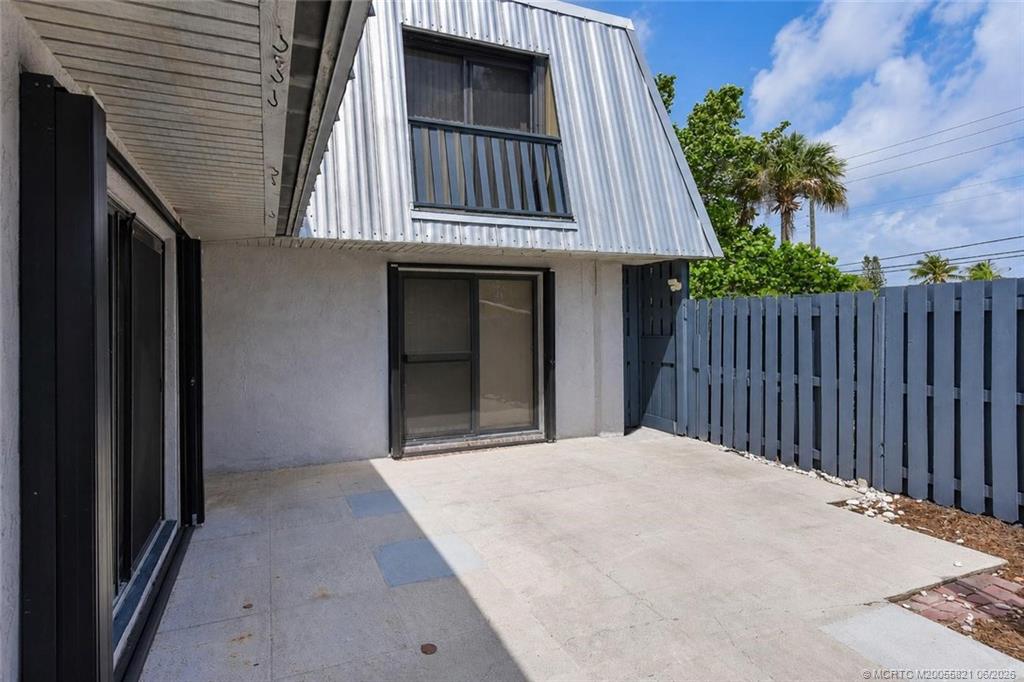 3802 Jefferson Street Stuart, FL 34997 - Photo 2 of 23