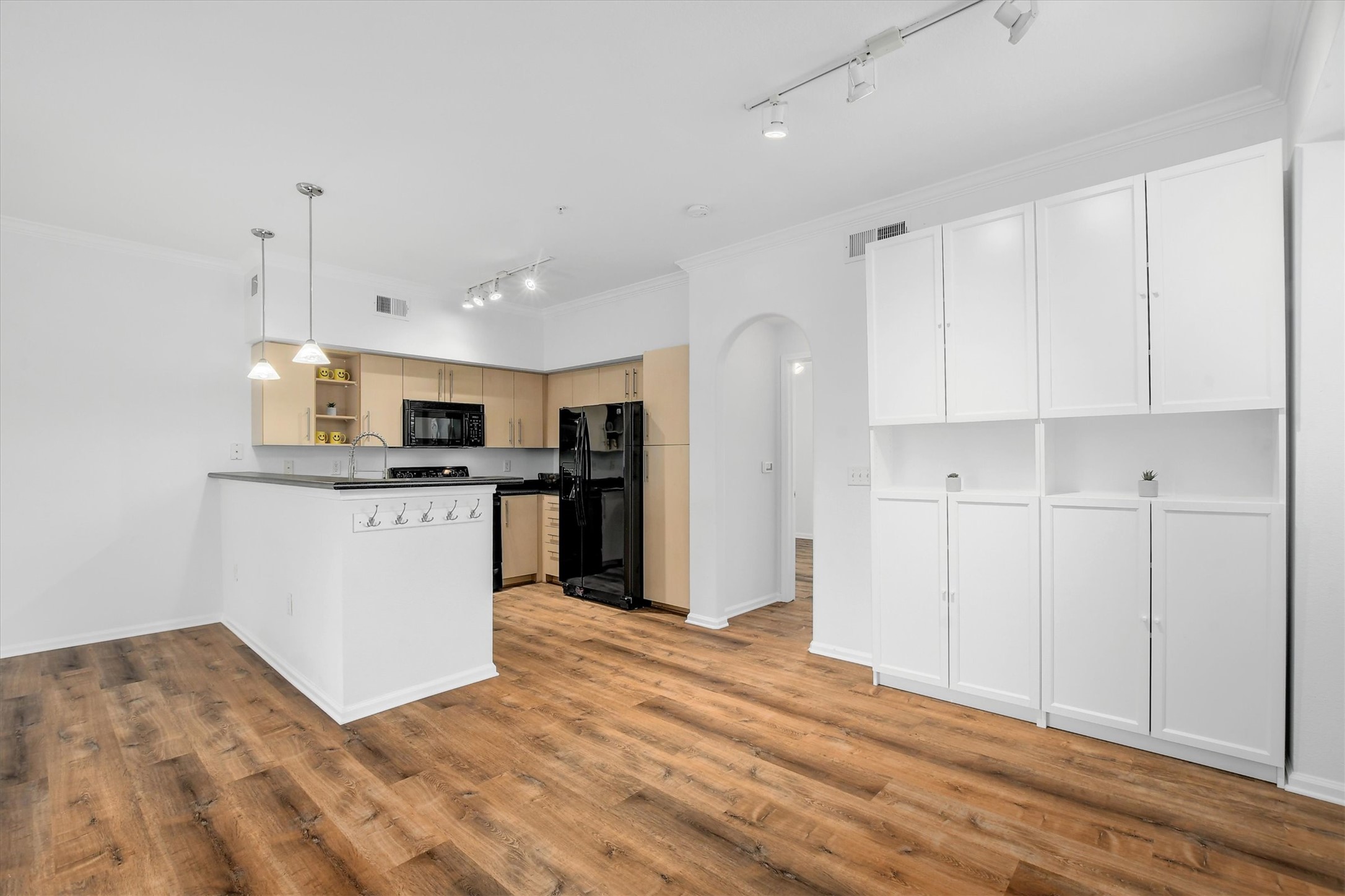 11203 Ranch Road 2222, Unit 301 Austin, TX 78732 - Photo 15 of 37