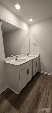 $1,800 | 8017 Murray Branch Drive, Charlotte, NC 28216