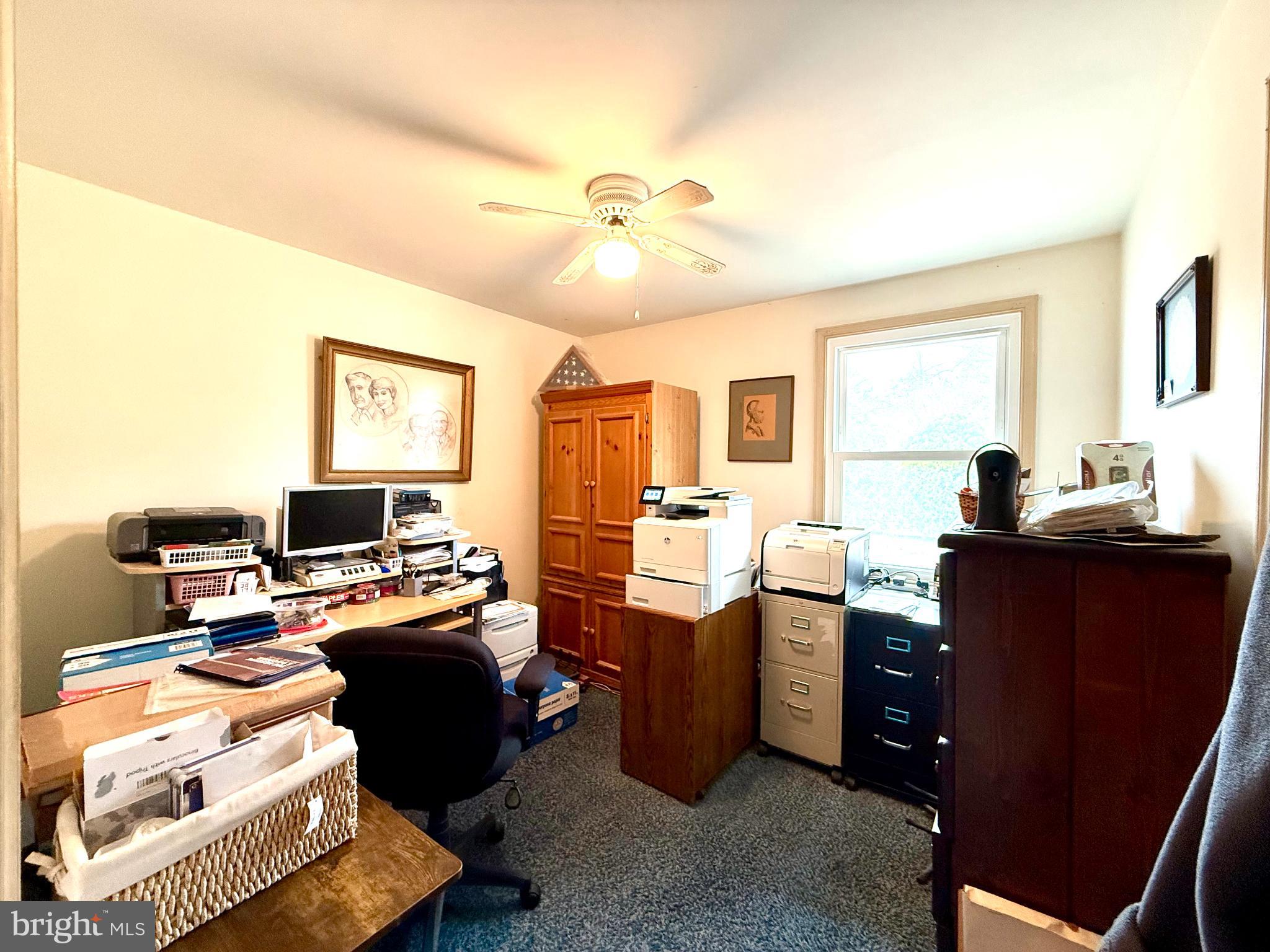 29866 Jefferson Road Mechanicsville, MD 20659 - Photo 27 of 43 Cozy home office with ample workspace.