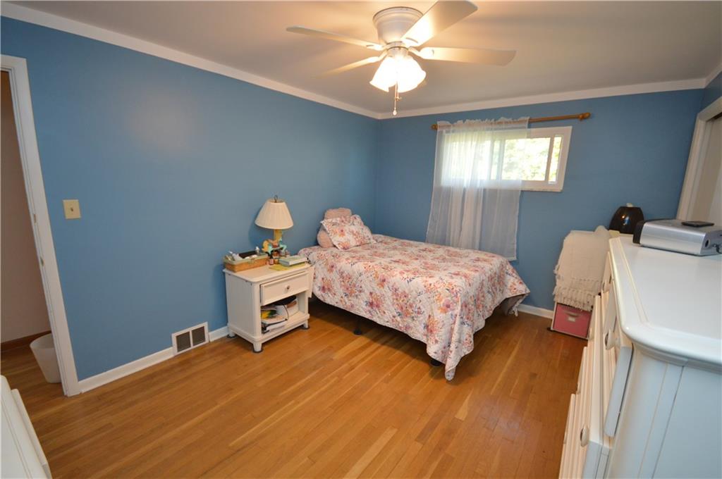 9197 Foxhunt Road Pittsburgh, PA 15237 - Photo 24 of 48 Gallery Image 24